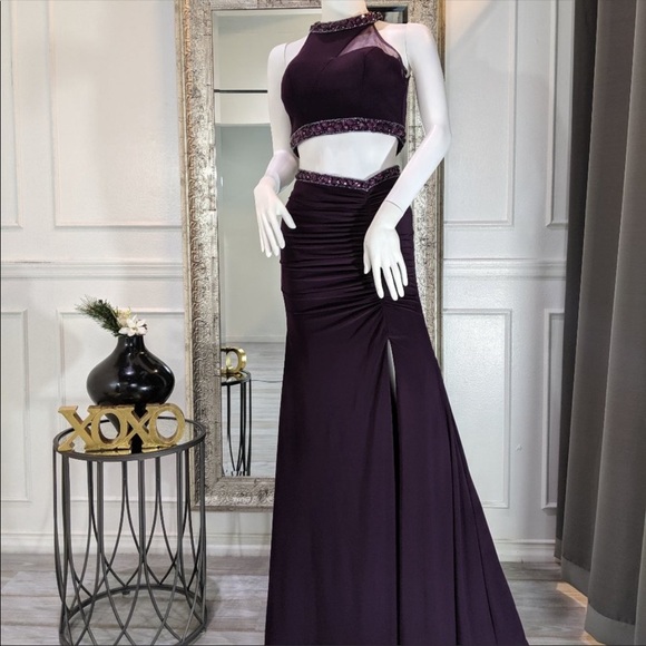open lace back dress Dark Two Piece Satin Mini Short Red Prom Dresses 2021